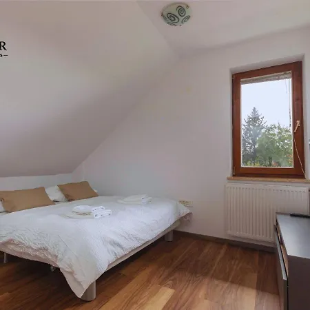 아파트 Logar 프레드보르